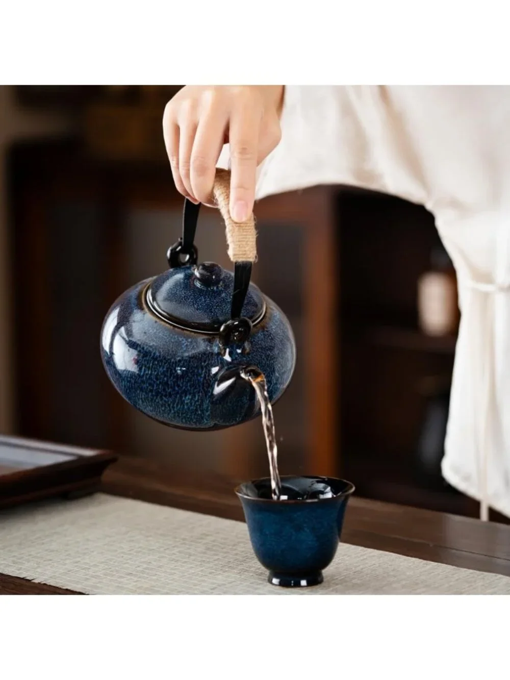 Blue Japanese Ceramic Kitchen Teapot with Infuser 25 OZ/750ml Stainless Filter